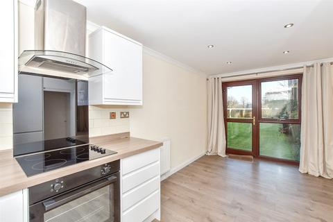 2 bedroom ground floor flat for sale, Mill Crescent, Tonbridge, Kent