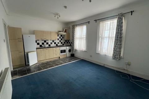 2 bedroom apartment for sale, Sumatra Road, London NW6