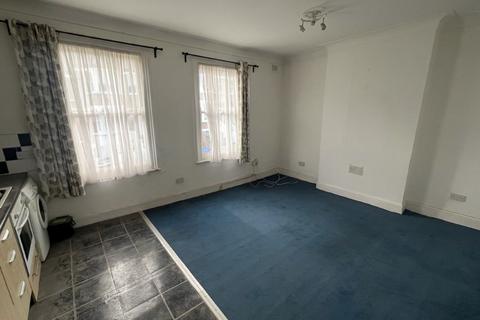 2 bedroom apartment for sale, Sumatra Road, London NW6