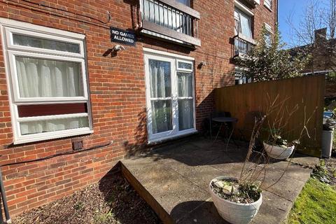 1 bedroom flat for sale, Chepstow Road, Croydon CR0