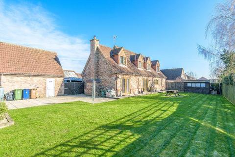 4 bedroom chalet for sale, Stables Court, Leverington, Wisbech, PE13 5BF