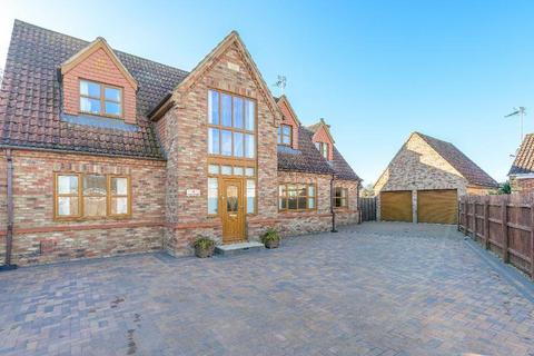 4 bedroom chalet for sale, Stables Court, Leverington, Wisbech, PE13 5BF