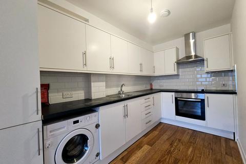 1 bedroom flat to rent, Camberwell Road, London SE5