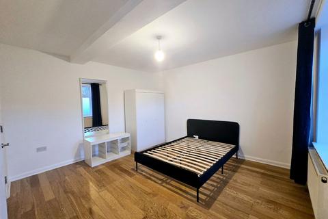 1 bedroom flat to rent, Camberwell Road, London SE5