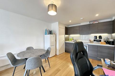 1 bedroom apartment to rent, Crampton Street, London SE17