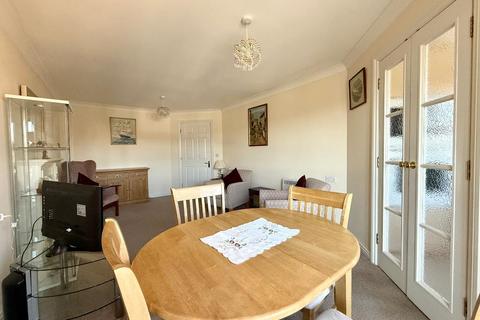 1 bedroom apartment for sale, Hughes Court, Lucas Gardens, Luton, Bedfordshire, LU3 4BN