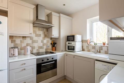 2 bedroom flat for sale, Milton Gardens, Tonbridge TN9