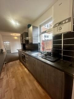 3 bedroom terraced house for sale, Knighton Fields Road West, Leicester LE2