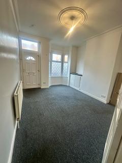 3 bedroom terraced house for sale, Knighton Fields Road West, Leicester LE2