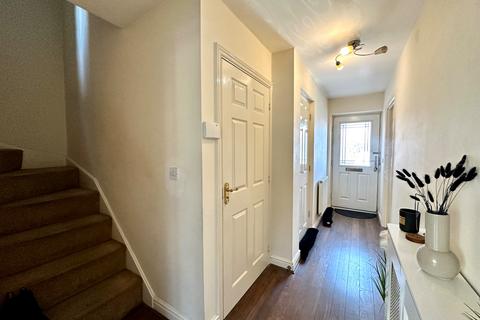 25 Ampleforth Drive, Willenhall, WV13 2LG