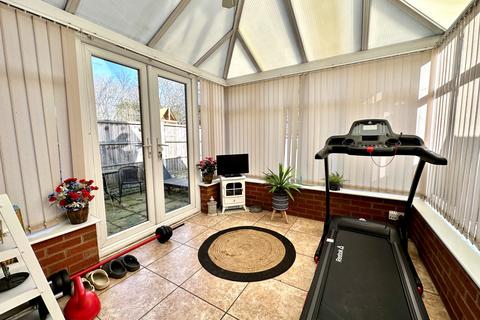 25 Ampleforth Drive, Willenhall, WV13 2LG