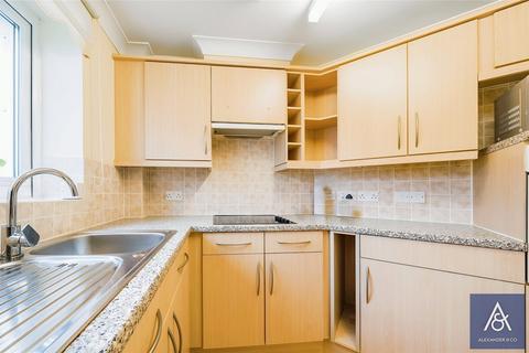 undefined, St Rumbolds Court, Northants NN13