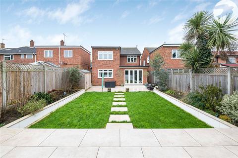 12 Rowlatt Close, Dartford, DA2 7BT