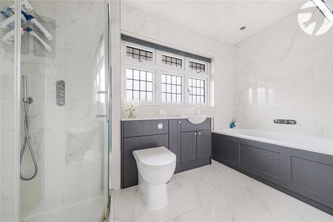 12 Rowlatt Close, Dartford, DA2 7BT