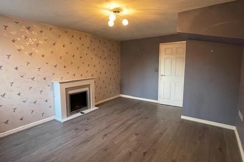 3 bedroom semi-detached house to rent, Allerton View, Bradford BD13