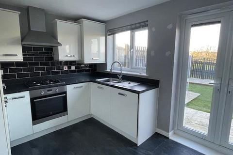 3 bedroom semi-detached house to rent, Allerton View, Bradford BD13