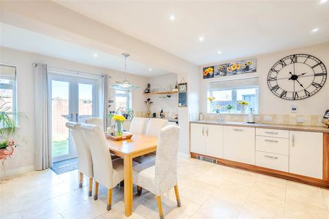 19 Rhondda Close, Bletchley, Milton Keynes, MK1 1BH