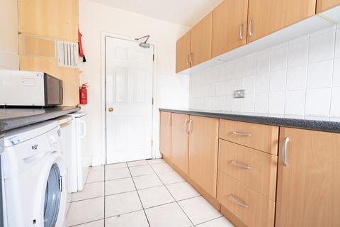 3 bedroom terraced house for sale, Cherry Tree Road, Burton-On-Trent DE15