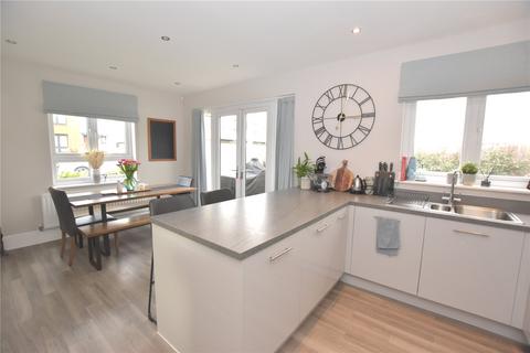 3 bedroom detached house for sale, Barrington Way, Leeds, West Yorkshire