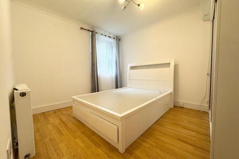 1 bedroom apartment to rent, 10-11 Camberwell Green, London SE5