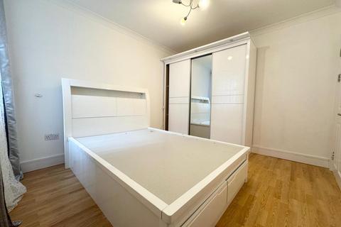 1 bedroom apartment to rent, 10-11 Camberwell Green, London SE5