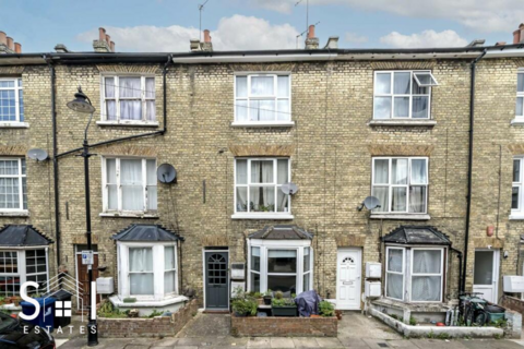 1 bedroom ground floor flat to rent, Princes Road, West Ealing, W13