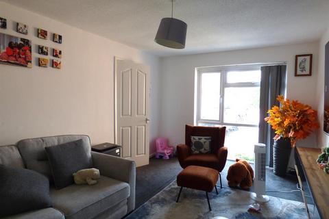 3 bedroom terraced house for sale, 14 Windsor Close, Malvern, Worcestershire, WR14