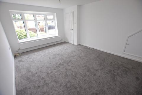 3 bedroom semi-detached house to rent, Sharon Close, Greater Manchester OL7