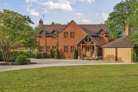 4 bedroom detached house for sale, Dewe Lane, Reading RG30