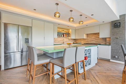 4 bedroom detached house for sale, Dewe Lane, Reading RG30