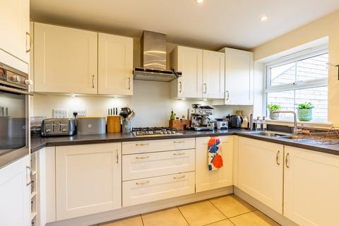 3 bedroom detached house for sale, Probyn Close, Hitchin SG4