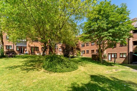 2 bedroom apartment for sale, Granary Court, Great Dunmow CM6