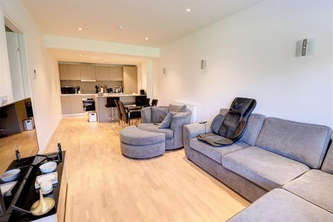 2 bedroom maisonette for sale, Four Ashes Road, High Wycombe HP15