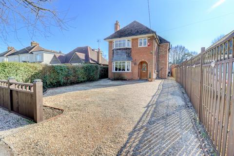 5 bedroom detached house for sale, Brimmers Hill, High Wycombe HP15