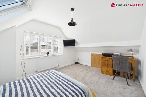 2 Burstellars, St Ives, PE27 3XY