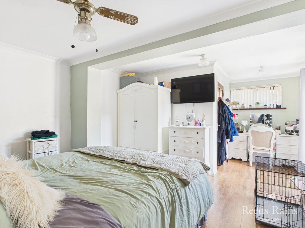 Bedroom/Sitting Room