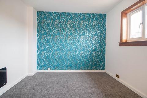 2 bedroom terraced house to rent, Brownhill Street, Dundee DD2