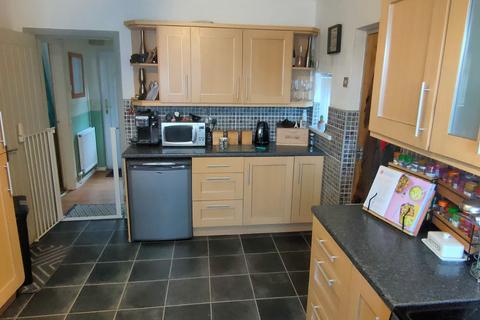 3 bedroom semi-detached house for sale, Maes Glan, Wrexham LL14