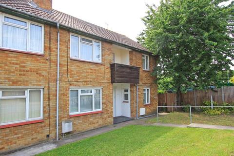 2 bedroom maisonette to rent, Main Road, Kent DA3