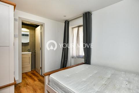 2 bedroom flat to rent, Vauxhall Street, Devon PL4
