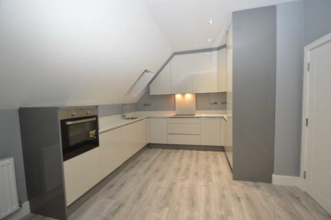 2 bedroom apartment to rent, KENLEY