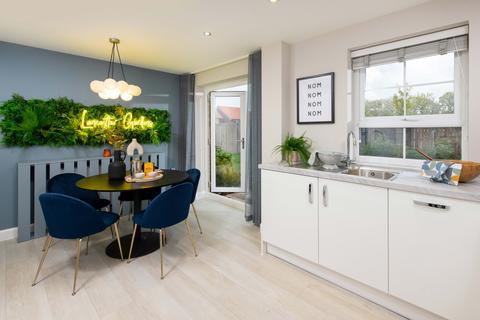 3 bedroom end of terrace house for sale, Maidstone at Wadsworth Gardens Whitechapel Road, Cleckheaton BD19