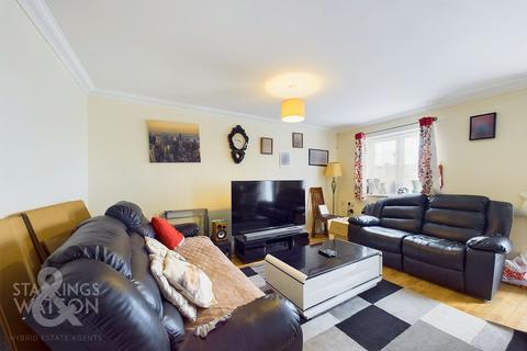 3 bedroom terraced house for sale, Vanguard Chase, Norwich