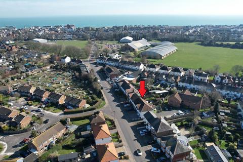 4 bedroom end of terrace house for sale, Park Avenue, Deal CT14