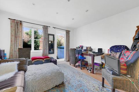 2 bedroom terraced house for sale, Haygreen Close, Kingston Upon Thames KT2