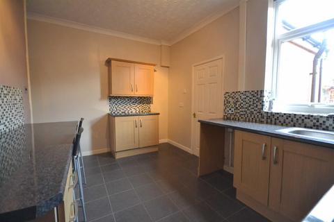 3 bedroom terraced house to rent, Sydney Street, Platt Bridge, Wigan, WN2 5BP