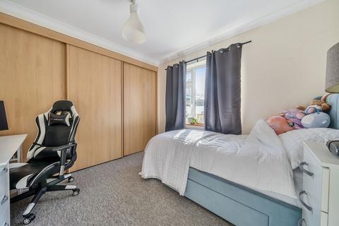 3 Frost Hill, Yatton, Bristol, BS49 4JN