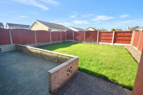 3 bedroom semi-detached house to rent, Grosvenor Road, Widnes, WA8 9RB