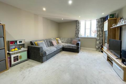 2 bedroom apartment for sale, Queens Road, FARNBOROUGH GU14