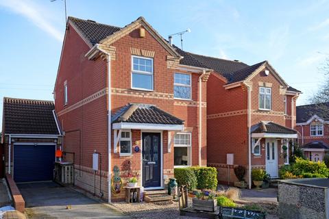 4 bedroom link detached house for sale, Stoneley Dell, Charnock, S12 3JR